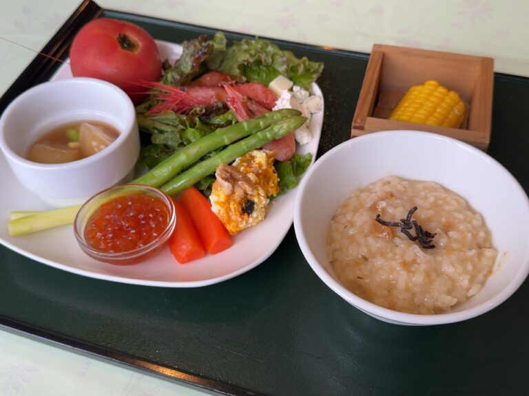 アイランド イン リシリ｜雲丹粥・朝食ビュッフェ｜北海道 利尻島