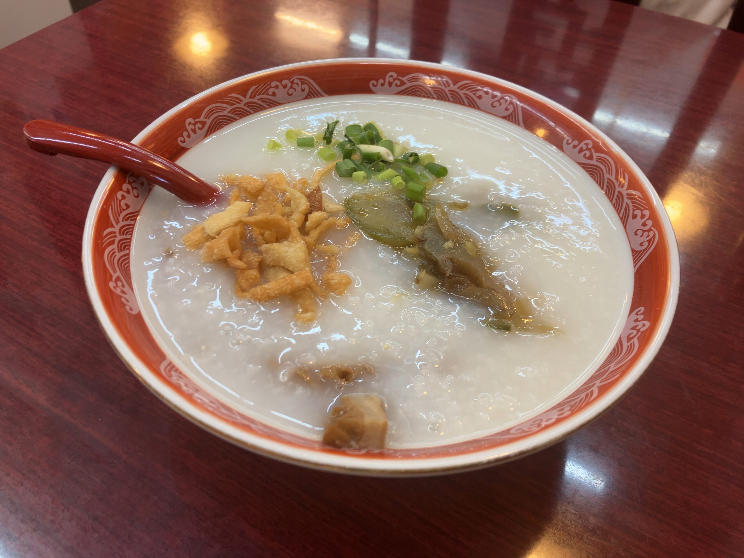横浜中華街「馬さんの店 龍仙本店」のおかゆの写真